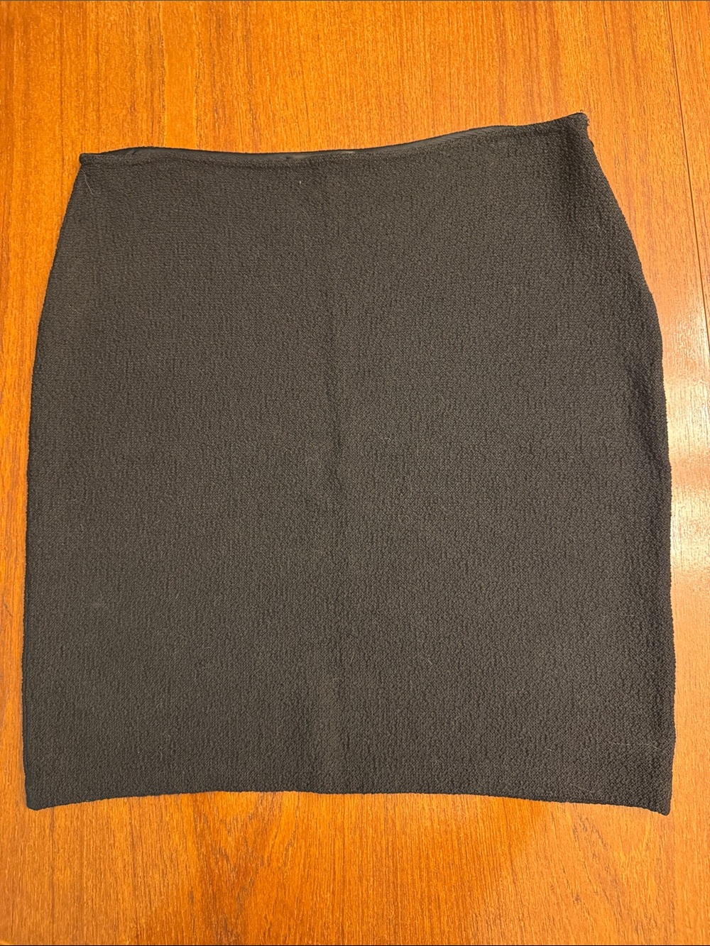 St. John Black Pencil Mini Skirt